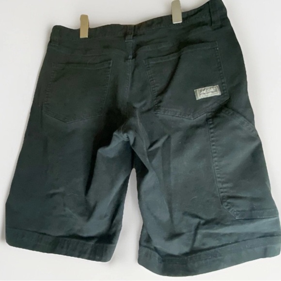 Eddie Bauer Black Shorts Hiking Outdoors Mens 32 Stretch 5 Pocket Comfort Fit - Picture 2 of 9